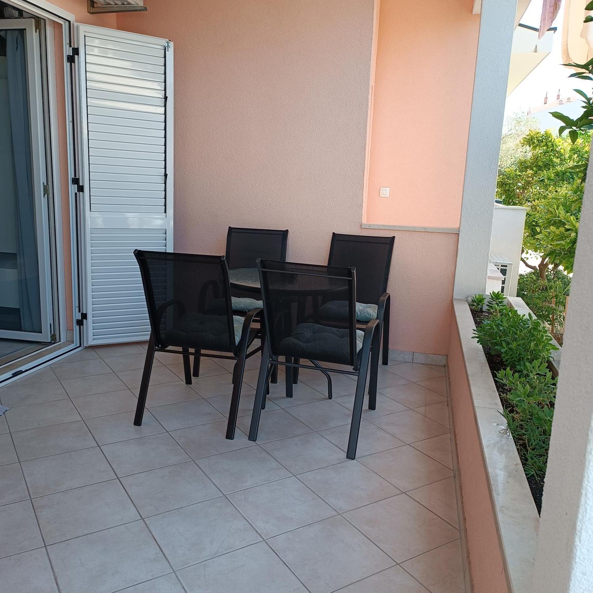 Appartamento Katrin 101 Tučepi Esterno foto